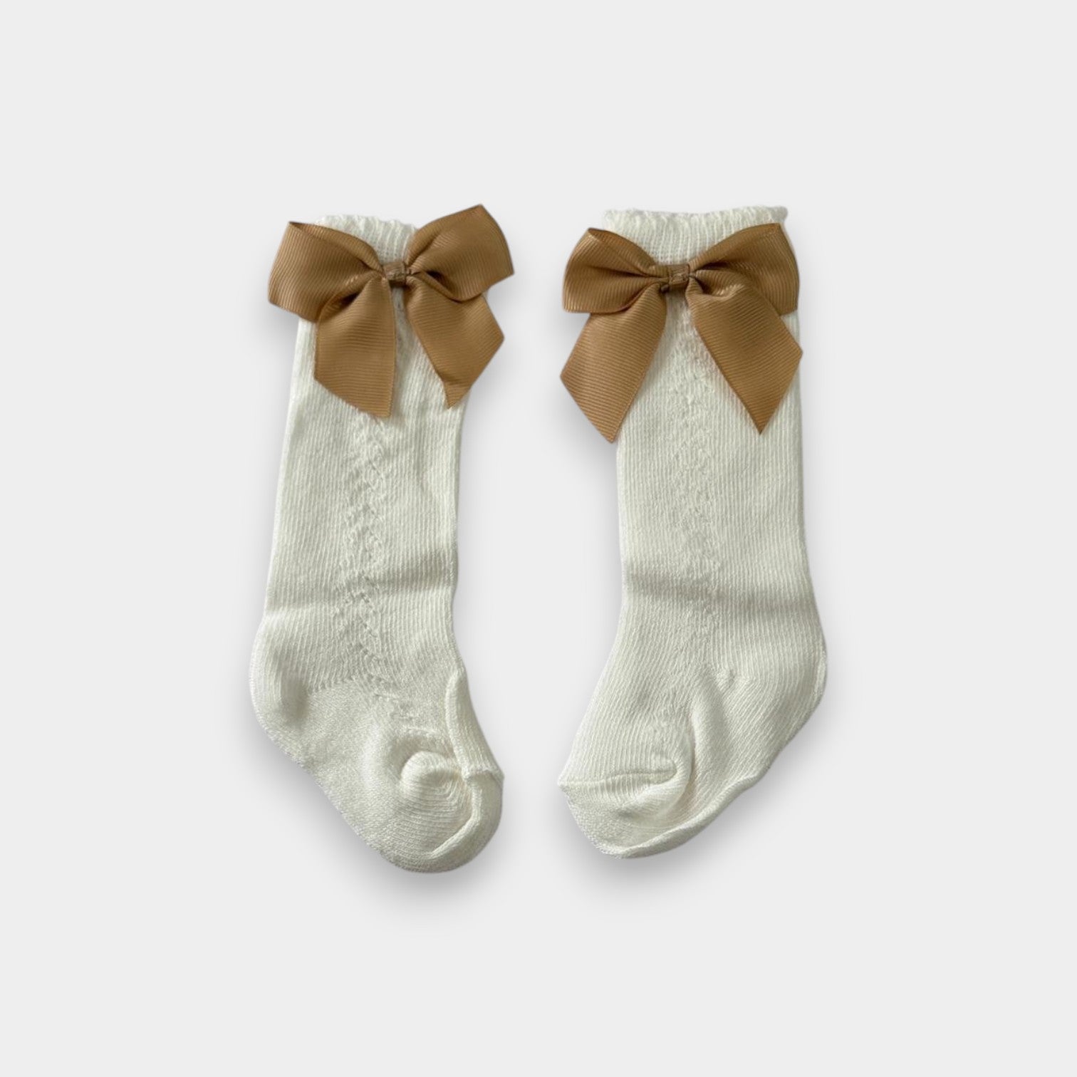 Classic Grosgrain Bow Cable-Knit Socks
