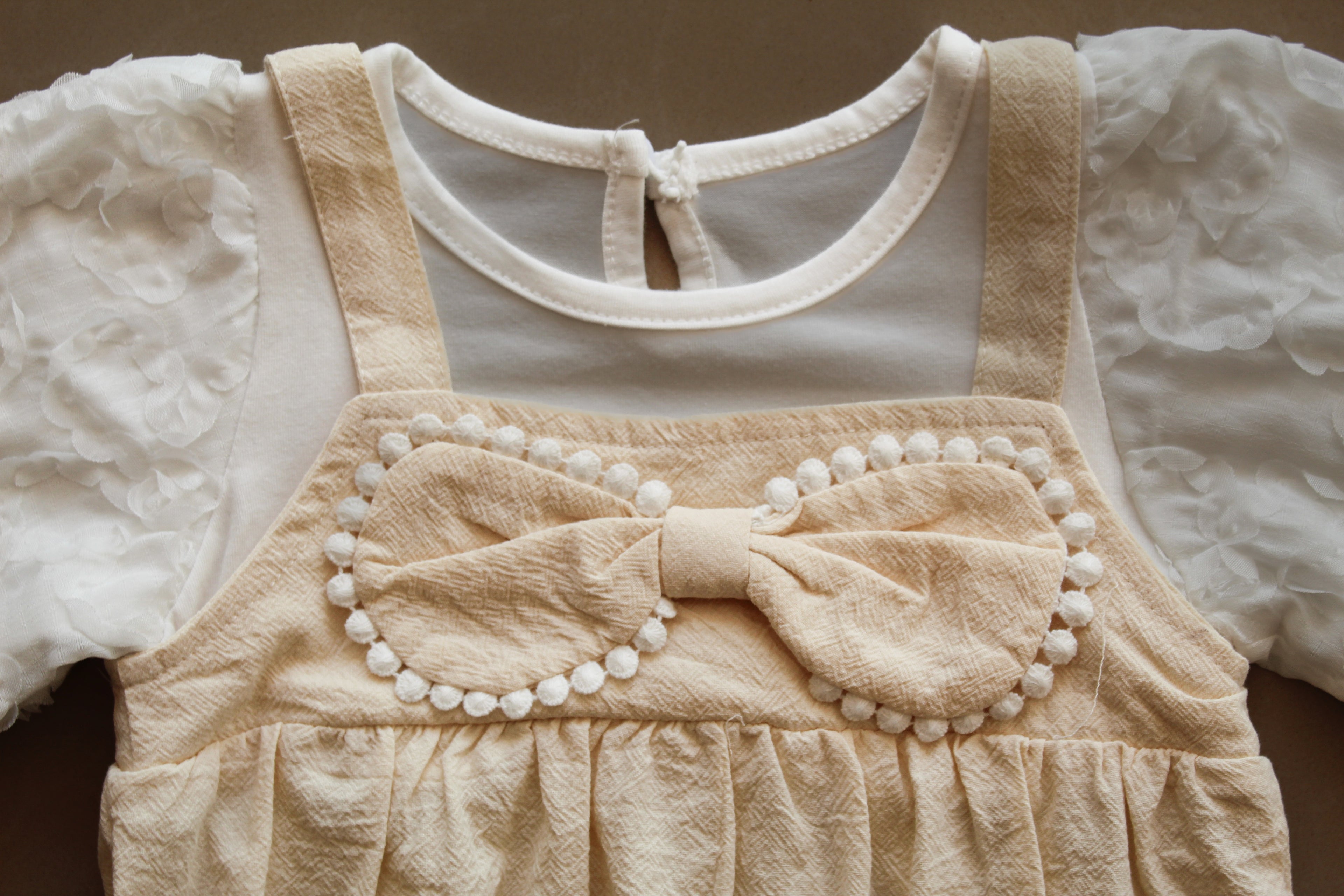 Baby Girl Puff Sleeve Bow Romper