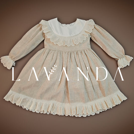 Scallop collar vintage frock with embroidery detail on the neck and lower part of the sleeve, bow on the back waist