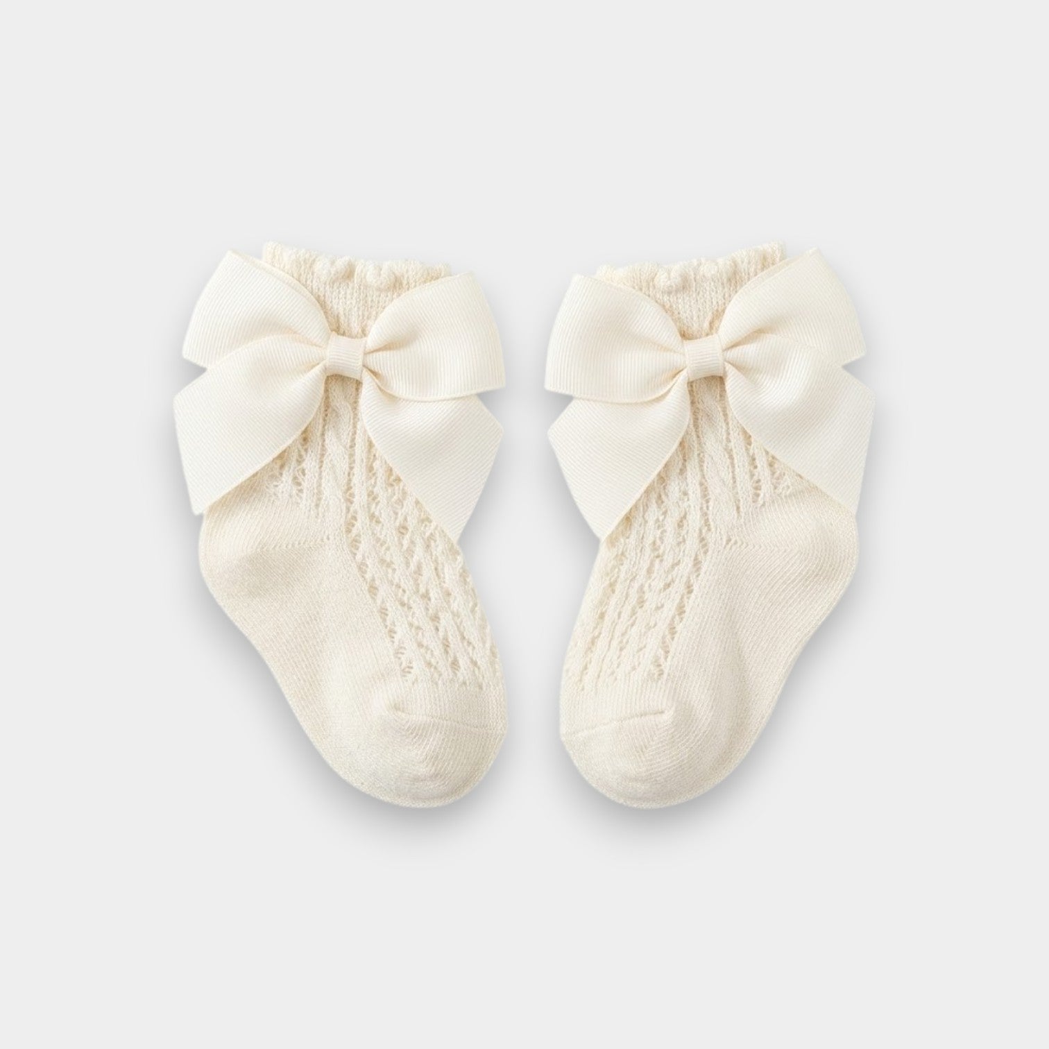 Ruby Heritage Eyelet Ruffle Socks