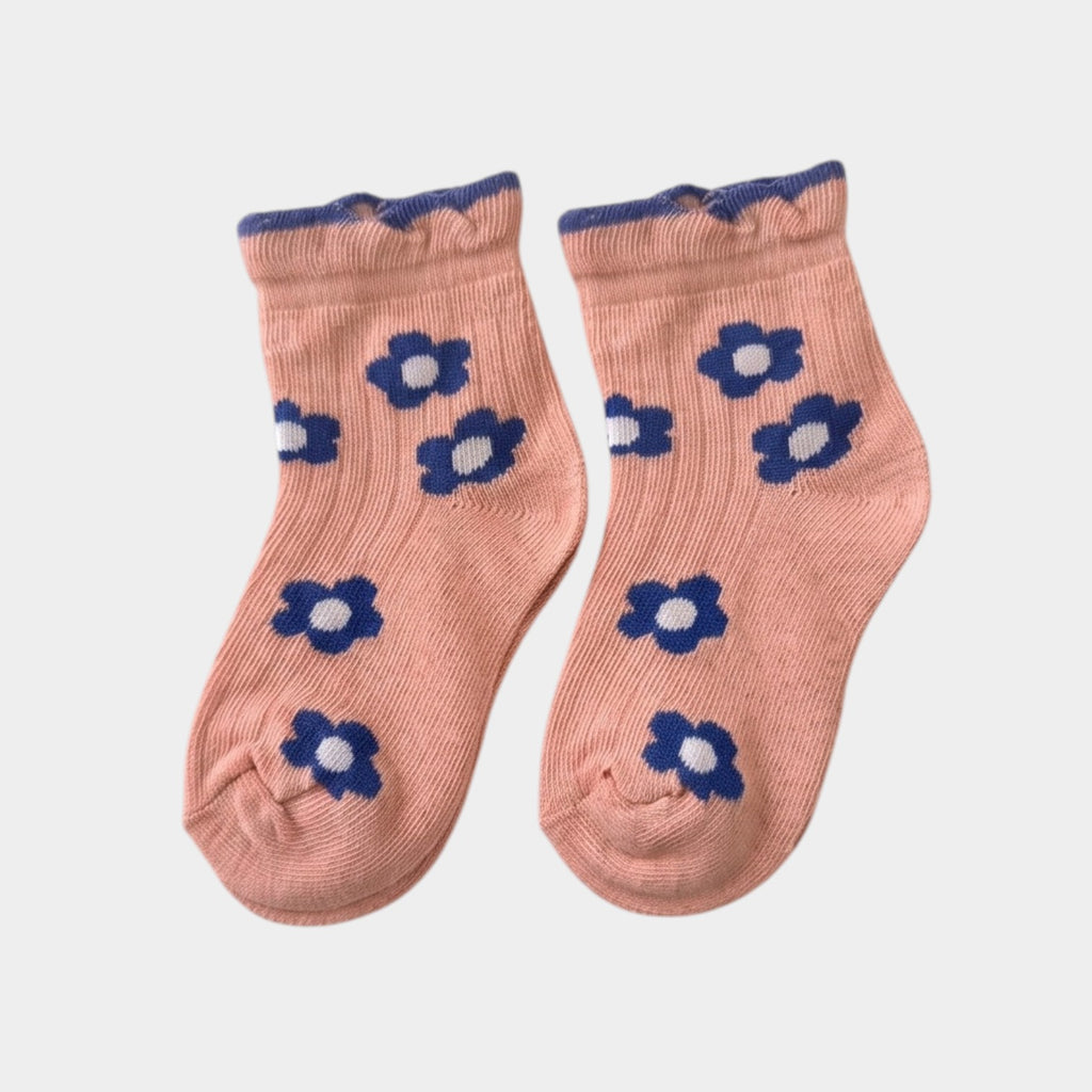 Retro Daisy Knit Ankle Socks Collection